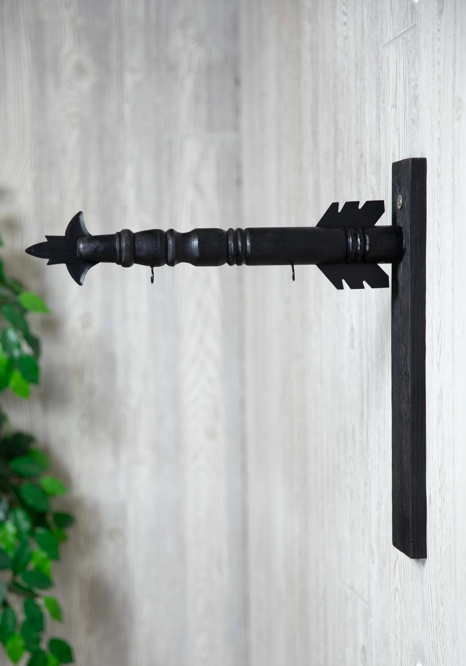 17.5 Inch Black Wood Arrow Base Holder 1 17.5 Inch Black Wood Arrow Base Holder