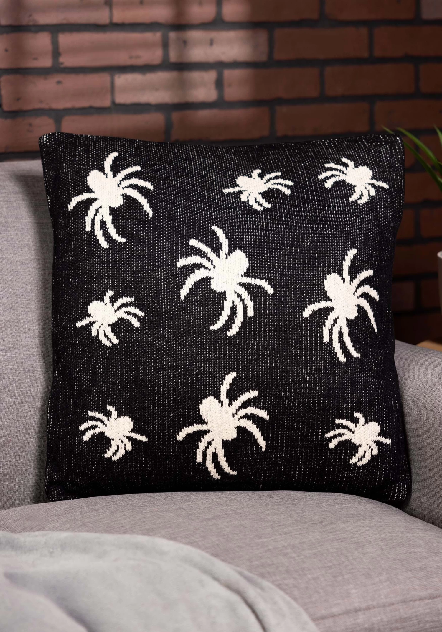 20-Inch Black & Cream Spider Cotton Knit Pillow 1 20-Inch Black & Cream Spider Cotton Knit Pillow