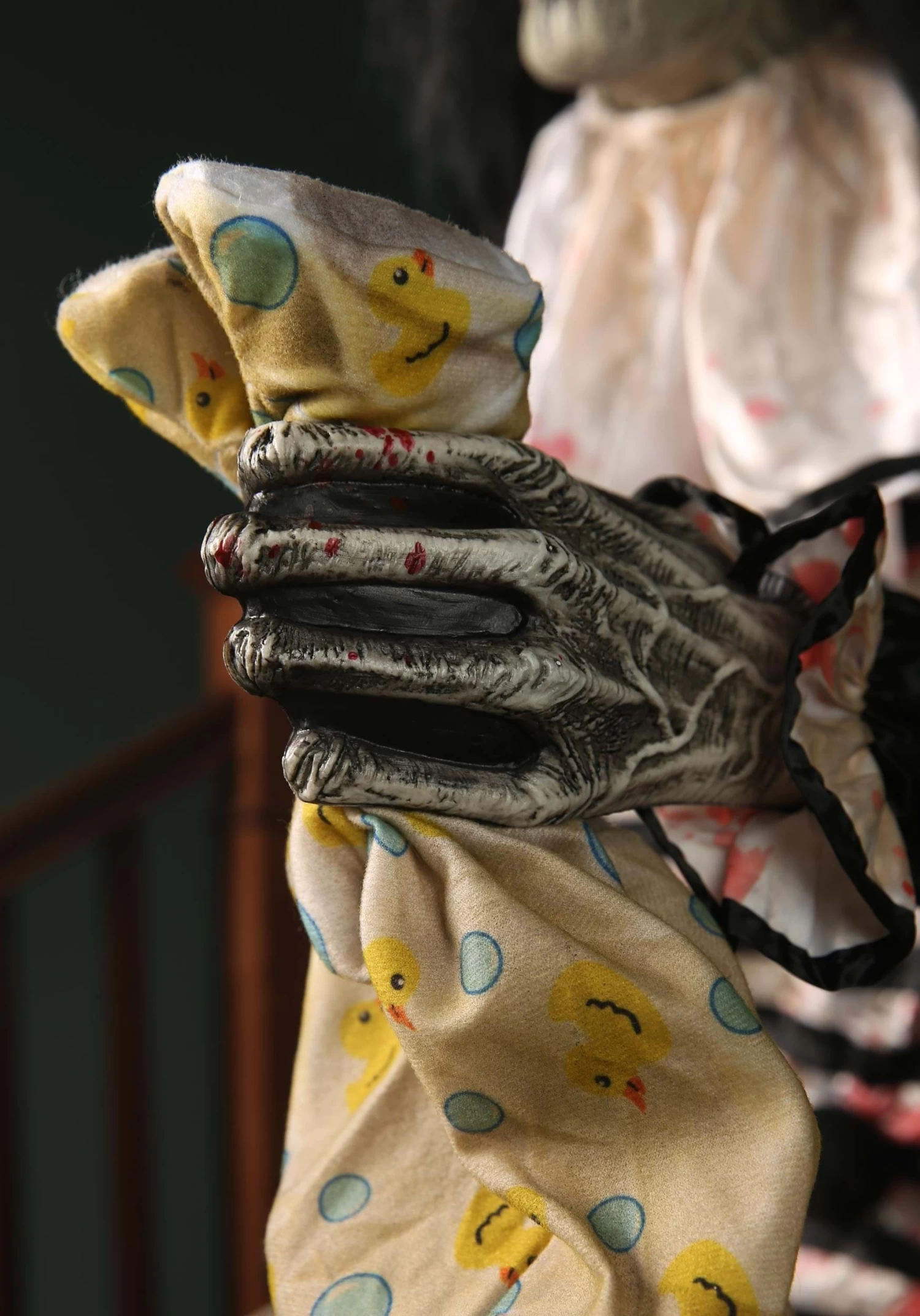 7 Foot Sweet Dreams Evil Clown Animated Prop 5 7 Foot Sweet Dreams Evil Clown Animated Prop - Image 5