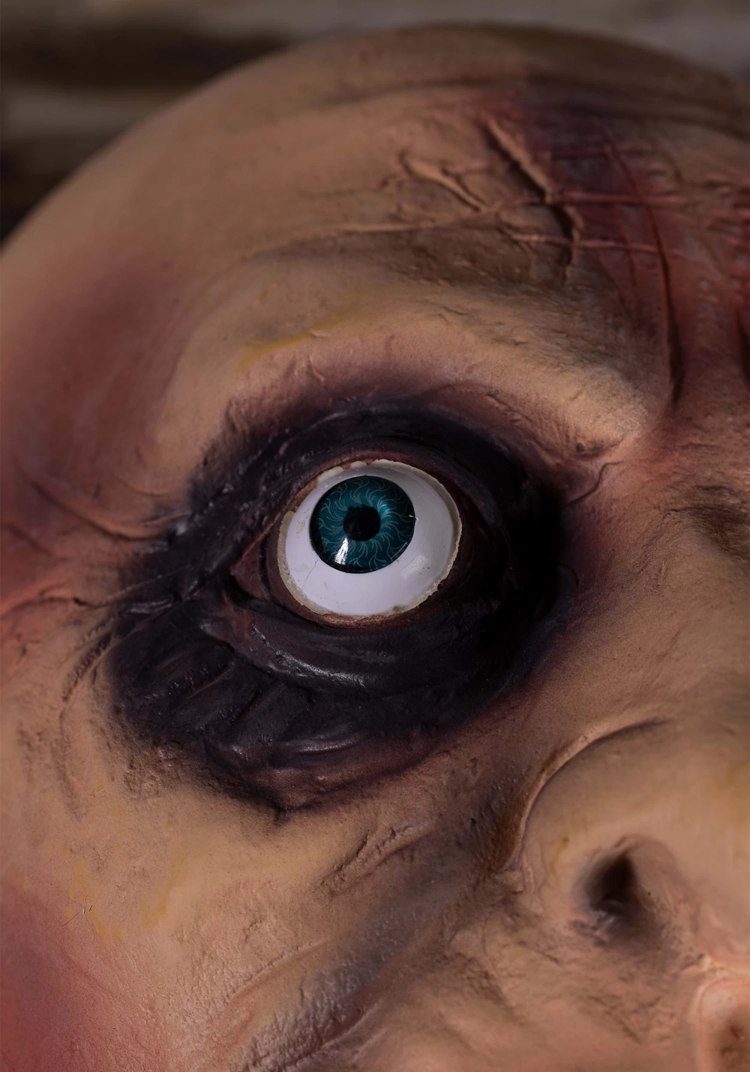 Large Open Eye Cut Off Head 3 Large Open Eye Cut Off Head - Image 3