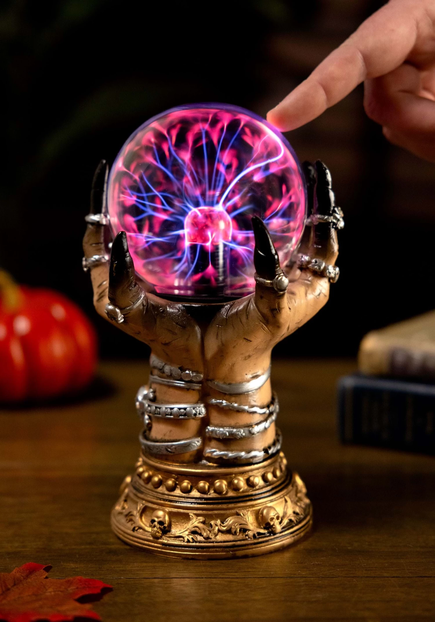 Witch Hands Electric Magic Ball Halloween Decoration 2 Witch Hands Electric Magic Ball Halloween Decoration - Image 2